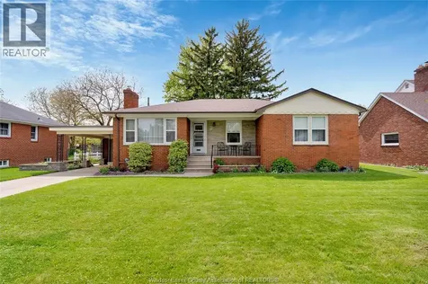 273 Henkel Place Windsor ON N8Y 2E8