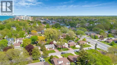 273 Henkel Place Windsor ON N8Y 2E8