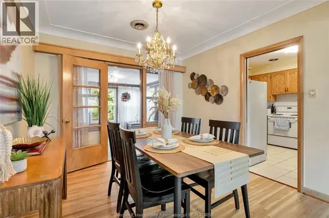273 Henkel Place Windsor ON N8Y 2E8