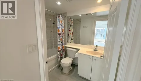 250 Wellington Street West Toronto ON M5V 3P6
