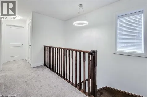 8 Dayman Drive Ancaster ON L9K 0J9