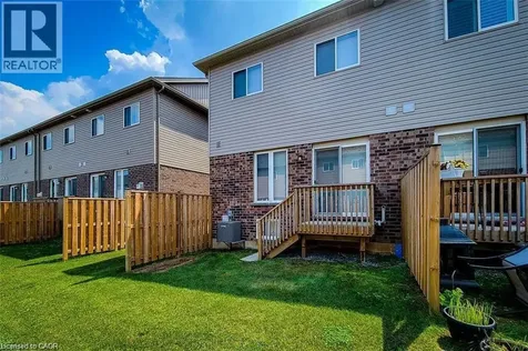 8 Dayman Drive Ancaster ON L9K 0J9