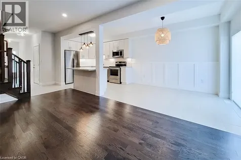8 Dayman Drive Ancaster ON L9K 0J9