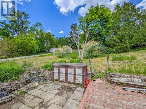 12 Valley Drive Bracebridge ON P1L 1B8