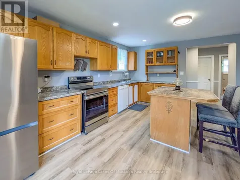 12 Valley Drive Bracebridge ON P1L 1B8
