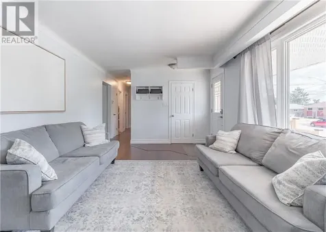 1379 Gary Avenue Sudbury ON P3A 5H6