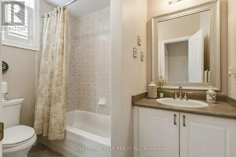 5 Cody Avenue Whitby (brooklin) ON L1M 1K8