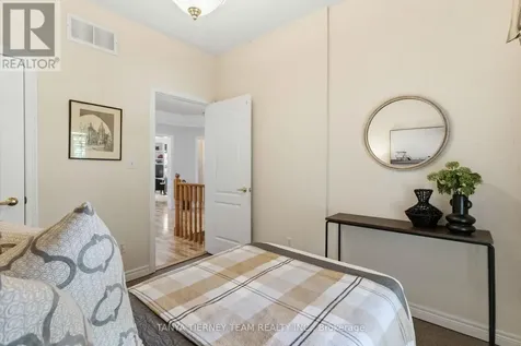 5 Cody Avenue Whitby (brooklin) ON L1M 1K8