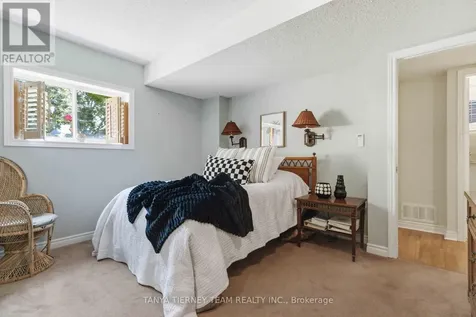 5 Cody Avenue Whitby (brooklin) ON L1M 1K8