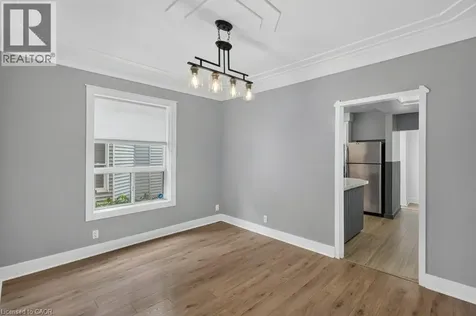 21 East Bend Avenue North Hamilton ON L8L 7E1
