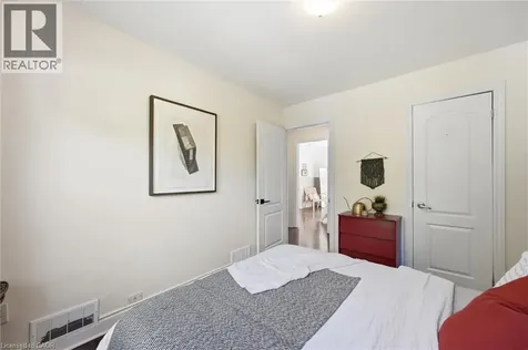 77 Cameron Avenue North Hamilton ON L8H 4Z1