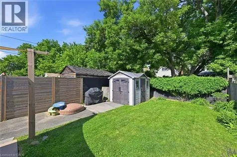 77 Cameron Avenue North Hamilton ON L8H 4Z1