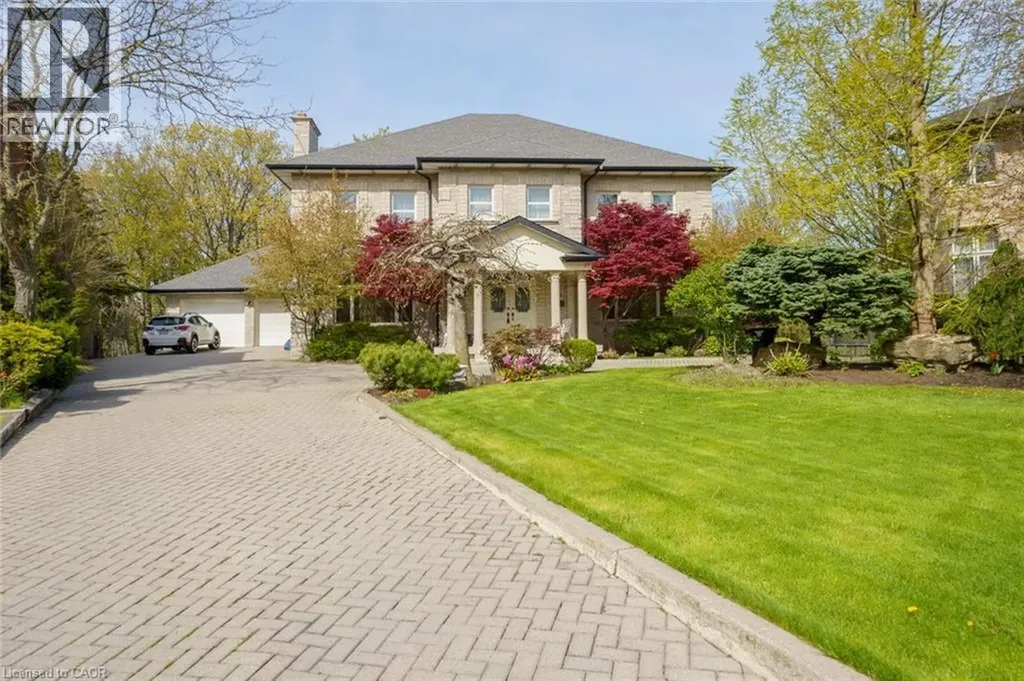 28 Mathers Drive Stoney Creek ON L8G 4J3