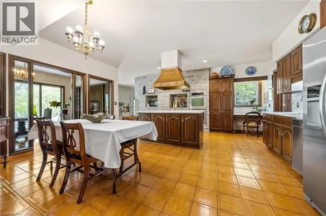 28 Mathers Drive Stoney Creek ON L8G 4J3