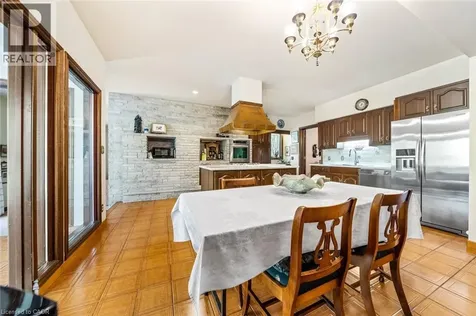 28 Mathers Drive Stoney Creek ON L8G 4J3