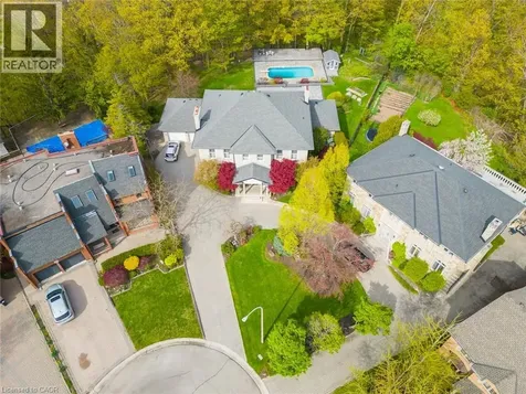28 Mathers Drive Stoney Creek ON L8G 4J3