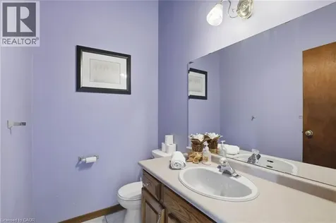 85 Stuart Street London ON N5Y 1S4
