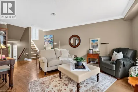 44 Frances Avenue Stoney Creek ON L8G 3W1