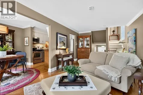 44 Frances Avenue Stoney Creek ON L8G 3W1