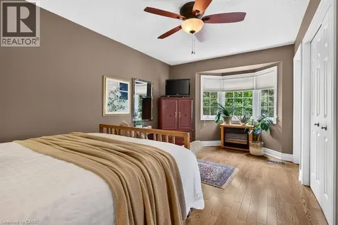 44 Frances Avenue Stoney Creek ON L8G 3W1