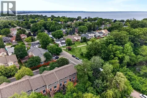 44 Frances Avenue Stoney Creek ON L8G 3W1
