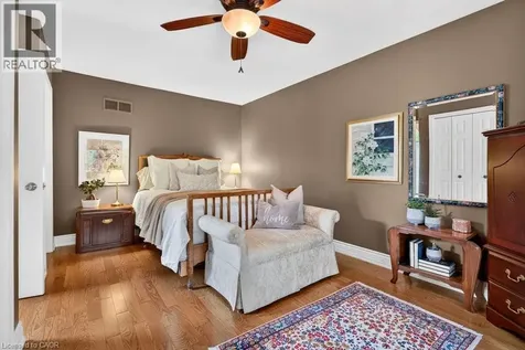 44 Frances Avenue Stoney Creek ON L8G 3W1
