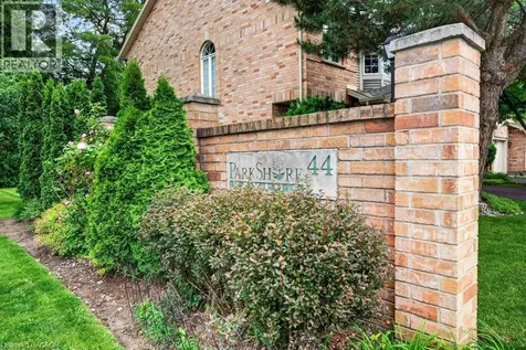 44 Frances Avenue Stoney Creek ON L8G 3W1