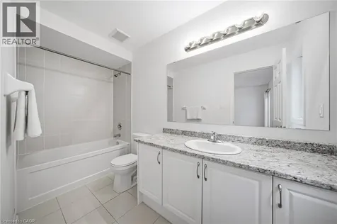 12 Oldham Avenue Paris ON N3L 0G7