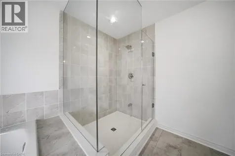 12 Oldham Avenue Paris ON N3L 0G7