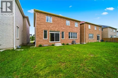 12 Oldham Avenue Paris ON N3L 0G7