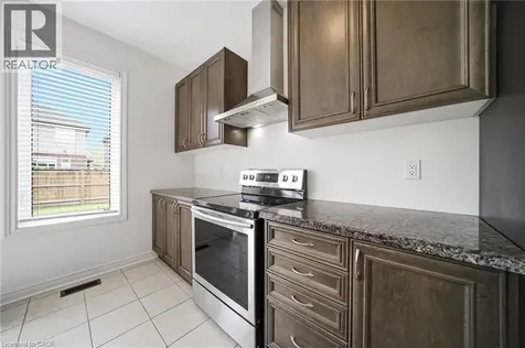 12 Oldham Avenue Paris ON N3L 0G7