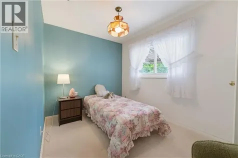 42 Highman Avenue Cambridge ON N1R 3L7