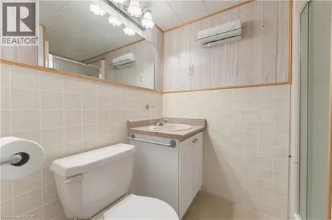 42 Highman Avenue Cambridge ON N1R 3L7