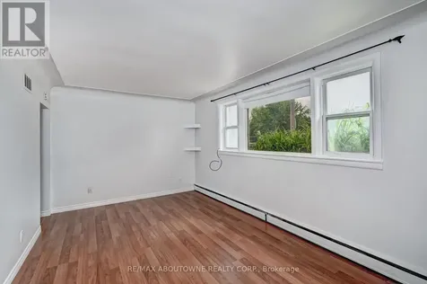 1230 Queens Boulevard Kitchener ON N2M 1C3