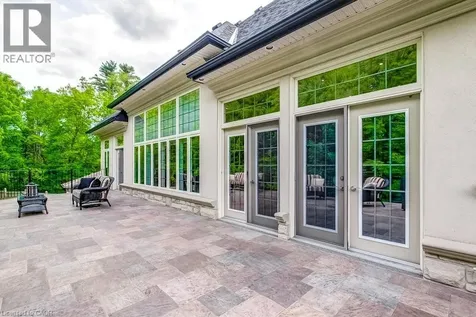 172 Diiorio Circle Ancaster ON L9K 1T3