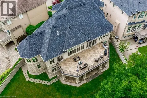 172 Diiorio Circle Ancaster ON L9K 1T3
