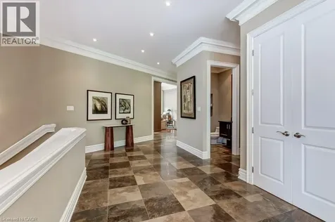 172 Diiorio Circle Ancaster ON L9K 1T3