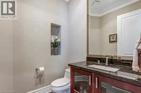 172 Diiorio Circle Ancaster ON L9K 1T3