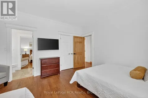 53 Broadview Street Collingwood ON L9Y 0X2