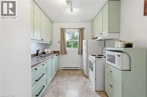 513 Weber Street North Waterloo ON N2L 4G1