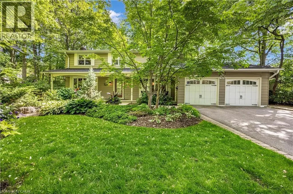 1346 Whiteoaks Avenue Mississauga ON L5J 3C3