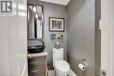 1346 Whiteoaks Avenue Mississauga ON L5J 3C3