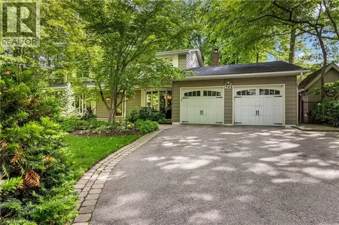 1346 Whiteoaks Avenue Mississauga ON L5J 3C3