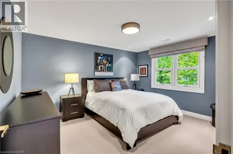 1346 Whiteoaks Avenue Mississauga ON L5J 3C3