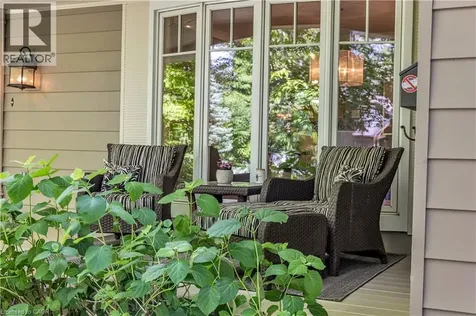 1346 Whiteoaks Avenue Mississauga ON L5J 3C3