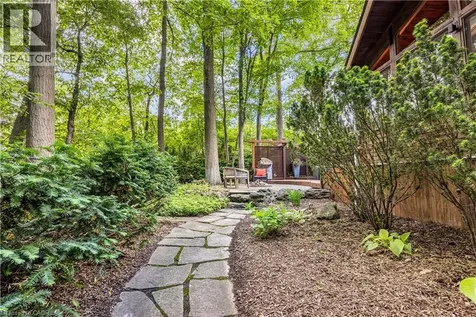 1346 Whiteoaks Avenue Mississauga ON L5J 3C3