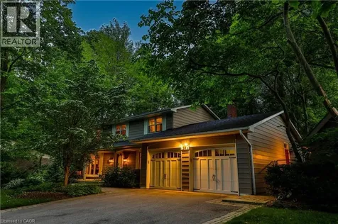 1346 Whiteoaks Avenue Mississauga ON L5J 3C3