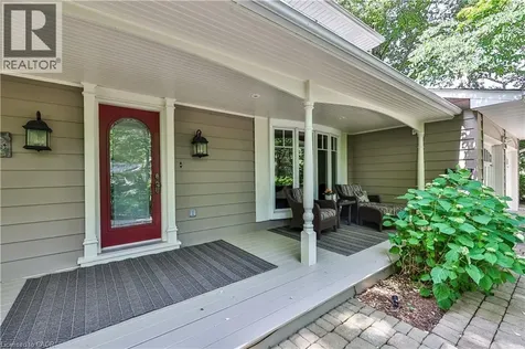 1346 Whiteoaks Avenue Mississauga ON L5J 3C3