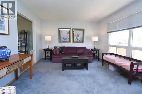 1345 Colonsay Drive Burlington ON L7P 2T6