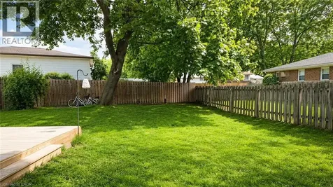 1345 Colonsay Drive Burlington ON L7P 2T6
